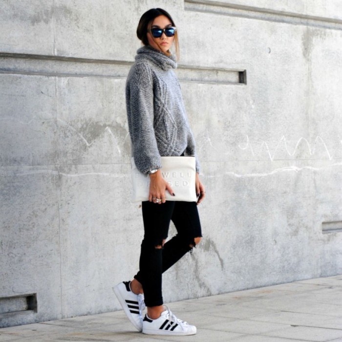adidas-superstar-trend-outfit_black-ripped-jeans_En-Vogue
