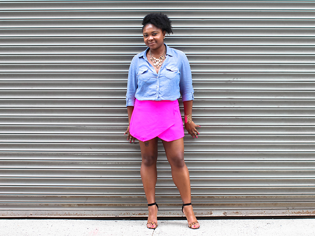 pink skort statement necklace outfit nyc fashion blogger